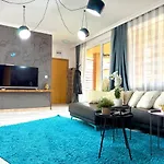 Апартамент Cosher | Cacao Penthouse *